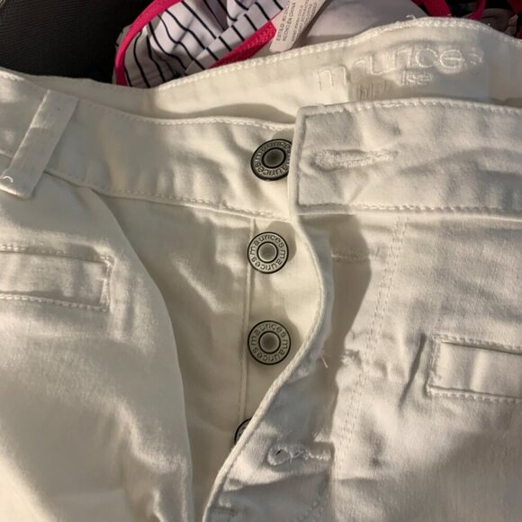 Maurices high rise white pants - size medium - Picture 4 of 6